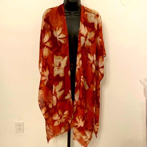 Denden Mushi Dark Rose Cream Sheer Hi-Low Floral Kimono NWOT One Size Fits Most - Picture 1 of 5